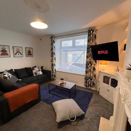 Bridge Place - Spacious Home With Plenty Of Beds! 머티르티드필 외부 사진